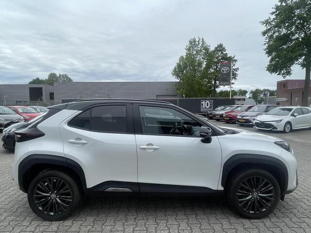 Toyota YARIS Cross 1.5 Hybrid Adventure AWD Panoramadak
