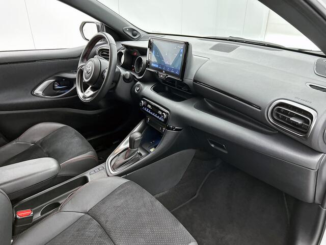 Toyota YARIS 1.5 Hybrid GR Sport Limited + | Dealeronderhouden | JBL Premium sound | Omderweg-naar-dealer