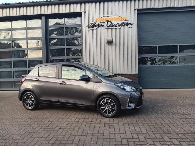 Toyota YARIS 1.5 Hybrid Aspiration Clima/Cruise Camera Elec Ramen/Spiegels inklapbaar Trekhaak Stoelverw