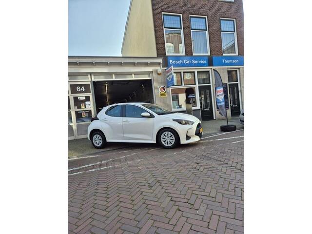 Toyota YARIS 1.5 Hybrid Active