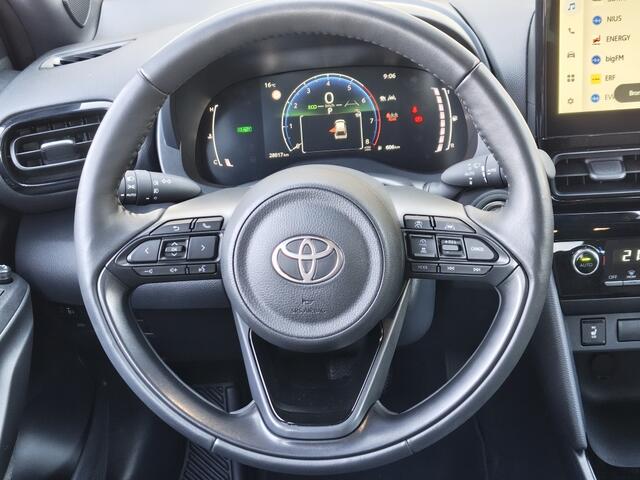 Toyota YARIS Cross 1.5 Hybrid 115 First Edition | Comfort Pack | Sensoren | Stoelve