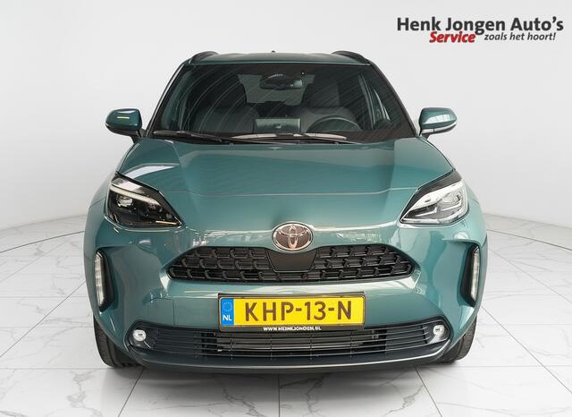 Toyota YARIS Cross 1.5 Hybrid 115 First Edition Rijklaar + Fabrieksgarantie Henk Jongen Auto's in Helmond, al 50 jaar service zoals 't hoort!