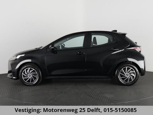 Toyota YARIS 1.5 HYBRID BLACKSTYLE AUTOMAAT GARANTIE 3-2035 ! CARPLAY NAVI. CAMERA.ADAPTIVE CRUISE.