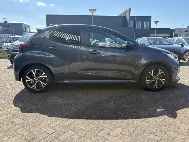 Toyota YARIS 1.5 Hybrid 115 First Edition