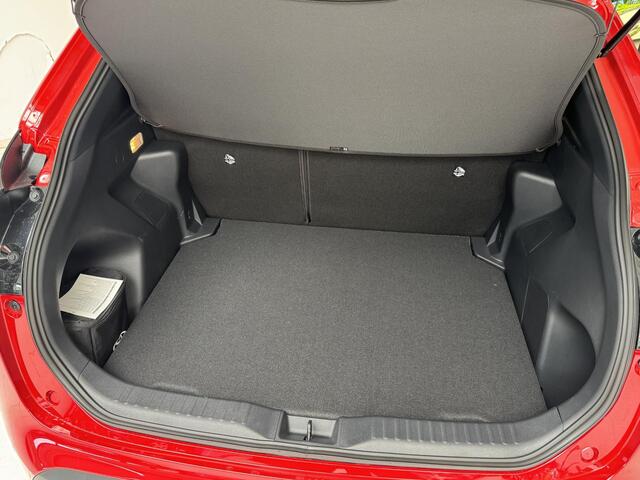 Toyota YARIS Cross 1.5 Hybrid 130 Dynamic | Nieuw | Navigatie | Camera | Stoelverwarming |
