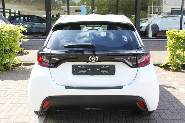 Toyota YARIS 1.5 Hybrid 115 Comfort Plus | Rijklaar | Stoel/Stuur-verw. | Keyless | Apple/Android | Clima | Adap. Cruise | Camera