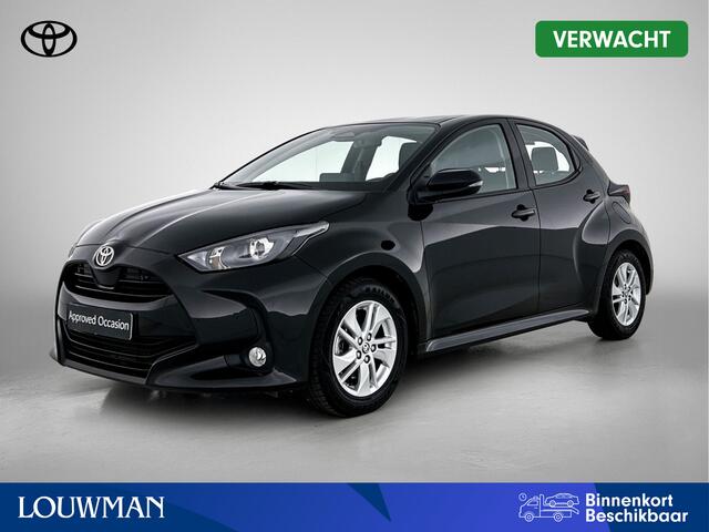 Toyota YARIS 1.5 Hybrid 115 Active + Comfort Pack | Dealeonderhouden | Stuur en stoelverwarming | PDC rondom | Onderweg-naar-dealer