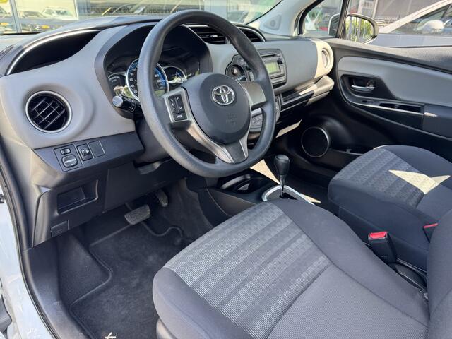 Toyota YARIS 1.5 Hybrid Trend