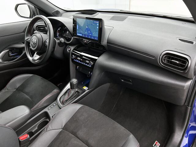 Toyota YARIS Cross 1.5 Hybrid GR Sport | Head-up display | Sportief uitgevoerd | Stoel en stuurwielverwarming | Onderweg-naar-dealer
