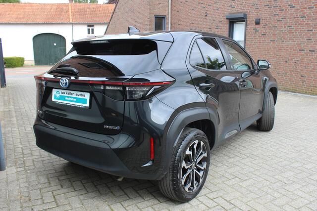 Toyota YARIS Cross 1.5 Hybrid Dynamic Stoel/Stuurverwarming, Camera, Navigatie, Safety Sense!