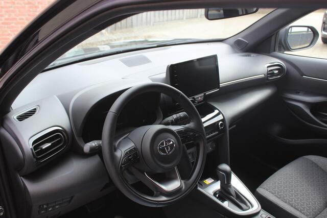 Toyota YARIS Cross 1.5 Hybrid Dynamic Stoel/Stuurverwarming, Camera, Navigatie, Safety Sense!