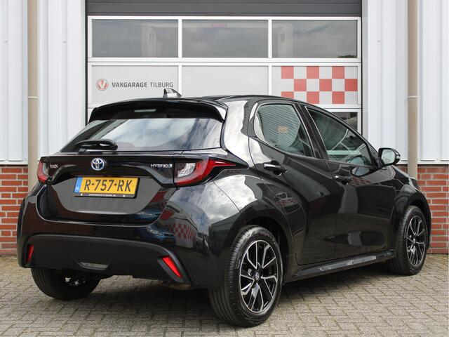 Toyota YARIS 1.5 Hybrid Active Automaat /NAVI/16'LM/Camera/ACC/Climate control/Apple carplay/DAB+/CV/ISOFIX/2e eig!