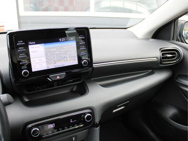Toyota YARIS 1.5 Hybrid Active Automaat /NAVI/16'LM/Camera/ACC/Climate control/Apple carplay/DAB+/CV/ISOFIX/2e eig!