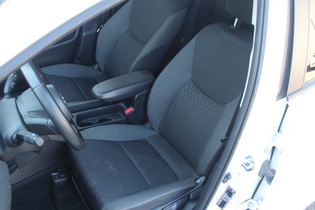 Toyota YARIS 1.5 Hybrid 115 Executive Automaat l Stoelverwarming l Lendesteun l LM velgen l Spiegelverwarming