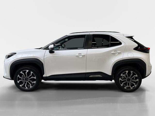 Toyota YARIS Cross 1.5 Hybrid 130 Dynamic I Direct leverbaar I Stoel en Stuurverwarming I Dodehoekdetectie I Camera