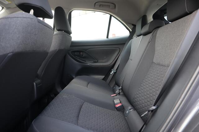 Toyota YARIS Cross 1.5 HYBRID ACTIVE AUTOMAAT APPLE CARPLAY|CAMERA|DEALERONDERHOUDEN
