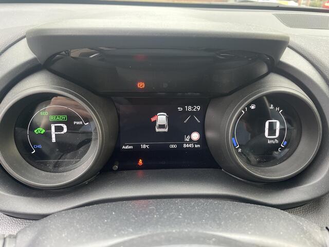 Toyota YARIS Cross 1.5 Hybrid 115 Active Bi-Tone | Apple Carplay & AndroidAUTO | Camera | Privacy Glass |