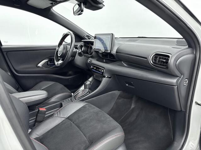 Toyota YARIS 1.5 Hybrid GR Sport Bi-Tone | JBL-Audio | Navigatie |