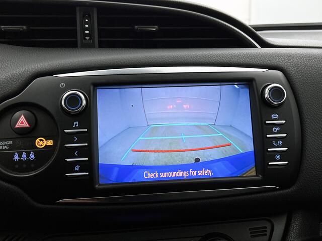 Toyota YARIS 1.5 Hybrid SkyBlue | Panorama zonnedak |