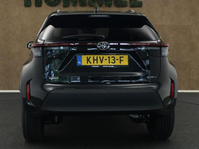 Toyota YARIS Cross 1.5 Hybrid 130 Dynamic + Winter Pack DIRECT UITVOORRAAD LEVERBAAR- PARKEERSENSOREN VOOR EN ACHTER - VOORRUIT, STOEL EN STUUR VERWARMING - DODEHOEK DETECTIE - KEYLESS ENRTY & START - ADAPTIVE CRUISE CONTROL