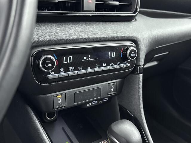 Toyota YARIS 1.5 Hybrid Executive | JBL | Leder | Head Up Display | PDC |