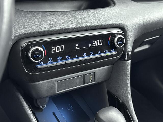 Toyota YARIS 1.5 Hybrid Launch Edition | JBL-Audio | Glazen Panoramadak |