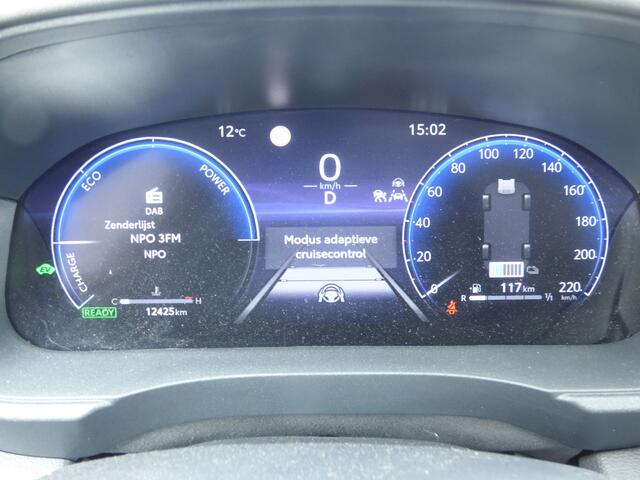 Toyota YARIS Cross 1.5 Hybrid 130 Executive | Pano | !8"| PDC v/a | 4S banden