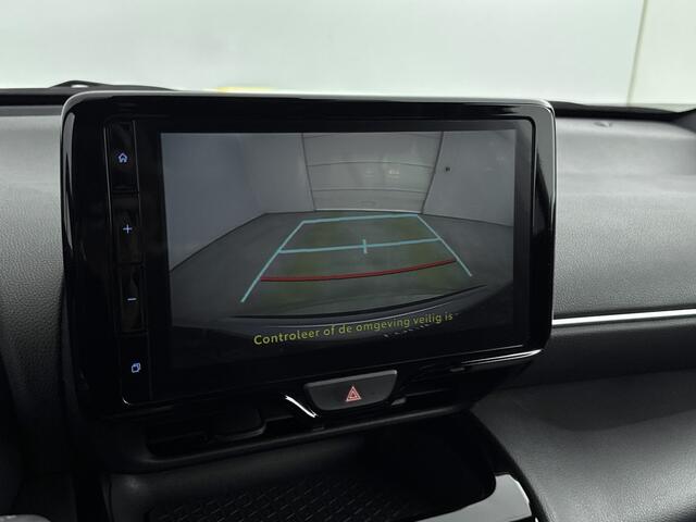 Toyota YARIS Cross 1.5 Hybrid AWD Dynamic | Navigatie | Parkeercamera | Inklapbare buitenspiegels |
