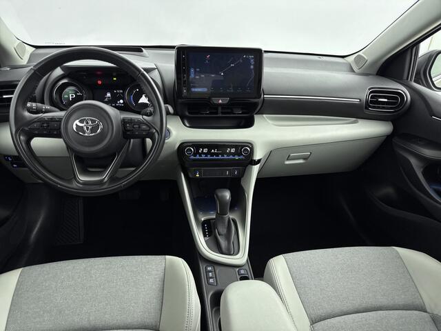 Toyota YARIS 1.5 Hybrid Executive Limited | Stoelverwarming | Ivoor Leder | Parkeercamera |