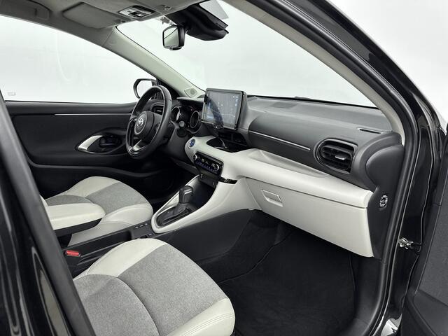 Toyota YARIS 1.5 Hybrid 115 Executive | Dodehoek Detectie | Navigatie |