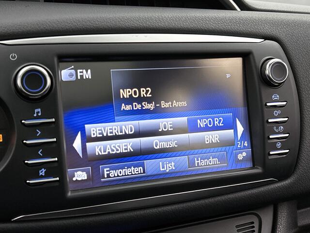 Toyota YARIS 1.5 Hybrid Premium | Airco | Achteruitrijcamera | Bluetooth | Navigatie