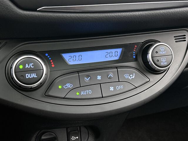 Toyota YARIS 1.5 Hybrid Premium | Airco | Achteruitrijcamera | Bluetooth | Navigatie