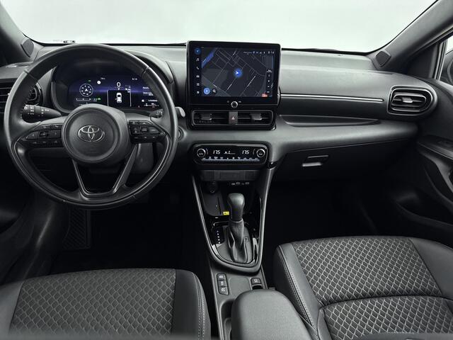 Toyota YARIS 1.5 Hybrid 130 Executive Limited | Leder | Metaalkleur | Navigatie |