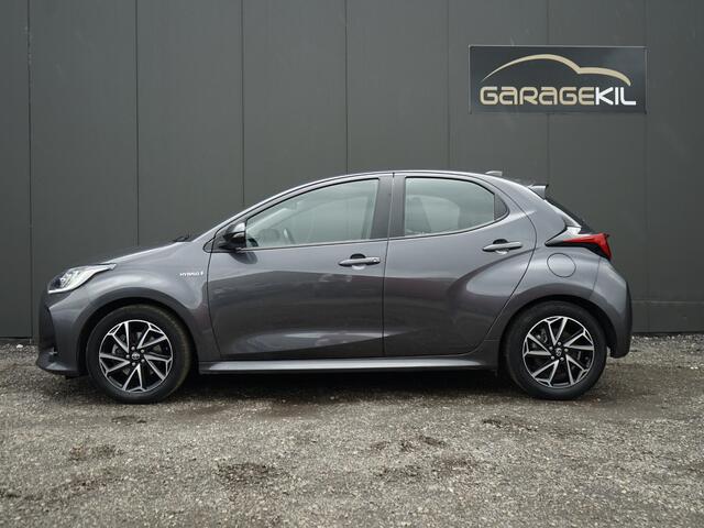 Toyota YARIS 1.5 Hybrid Dynamic Dealer onderh. / Adaptive cruise / Camera / Carplay / Keyless / LED / Climate Control /