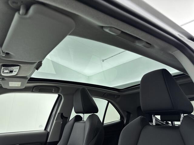 Toyota YARIS Cross 1.5 Hybrid Executive Pano | Glazen Panoramadak | 360° Camera |