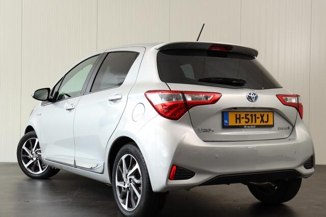 Toyota YARIS 1.5 Hybrid Premium, Panoramadak