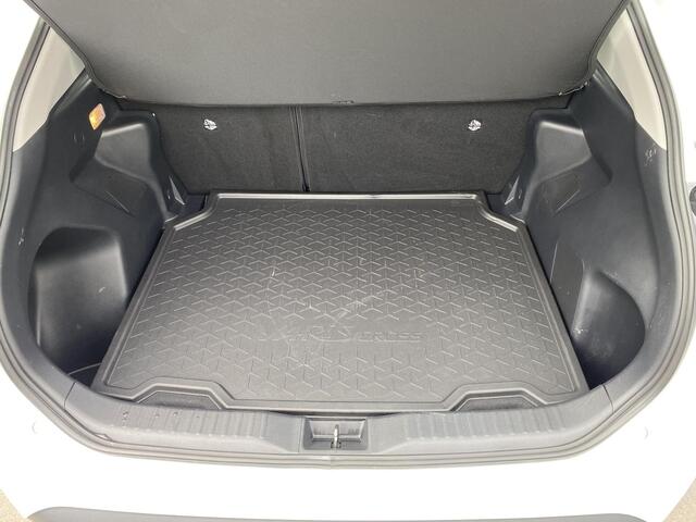 Toyota YARIS Cross 1.5 Hybrid Active edition Draadloze telefoonlader, parkeersensoren v&a, achteruitrij camera, navigatie middels Apple Carplay/Android Auto