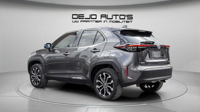 Toyota YARIS Cross 1.5 HYBRID TEAM DYNAMIC NAVI PDC V+A DODEHOEK CAMERA CARPLAY STOELVERWARMING