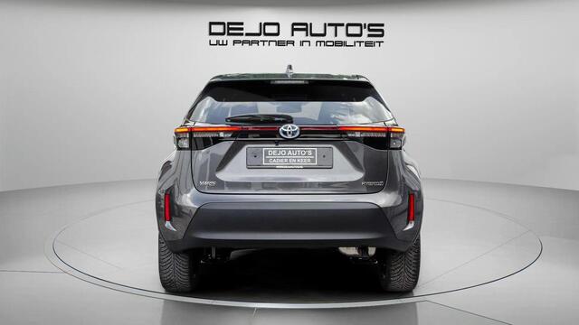 Toyota YARIS Cross 1.5 HYBRID TEAM DYNAMIC NAVI PDC V+A DODEHOEK CAMERA CARPLAY STOELVERWARMING