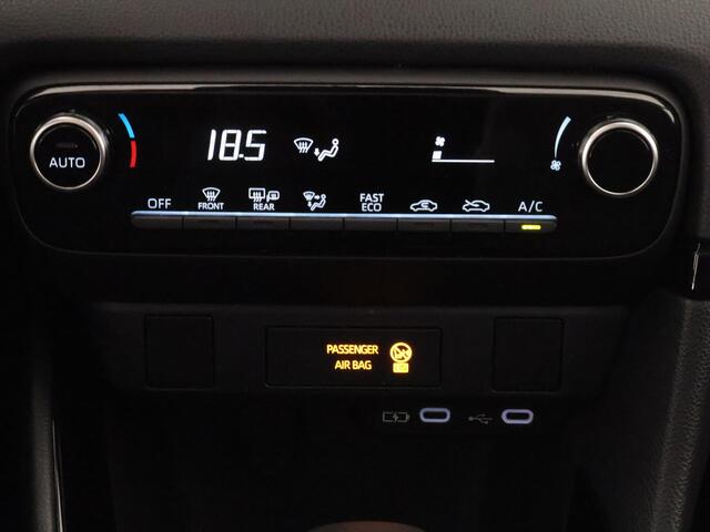 Toyota YARIS 1.5 Hybrid 115 Dynamic | Apple Carplay & AndroidAUTO | Camera | Adapt.Cruise Control | Privacy Glass |