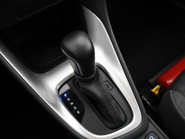Toyota YARIS 1.5 Hybrid Bi-Tone GARANTIE TOT 12-2032! . NAVIGATIE . ACHTERUITRIJ CAMERA . ADAPTIEVE CRUISE CONTROL .