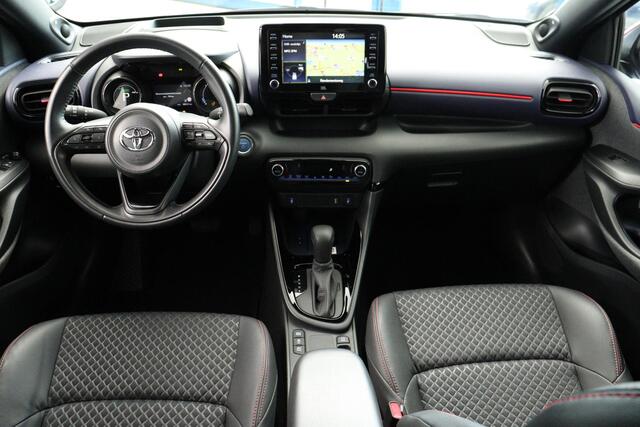 Toyota YARIS 1.5 Hybrid Executive Tokyo, Parkeersensoren