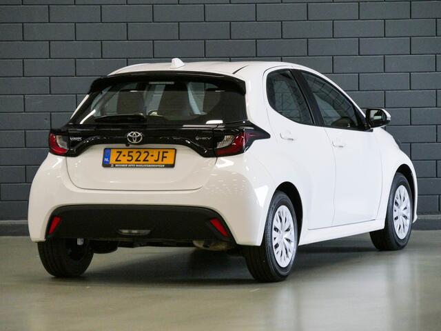Toyota YARIS 1.5 Hybrid Automaat Comfort | CARPLAY | CAMERA | CRUISE CONTROL |