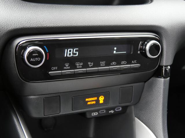 Toyota YARIS 1.5 Hybrid Automaat Comfort | CARPLAY | CAMERA | CRUISE CONTROL |