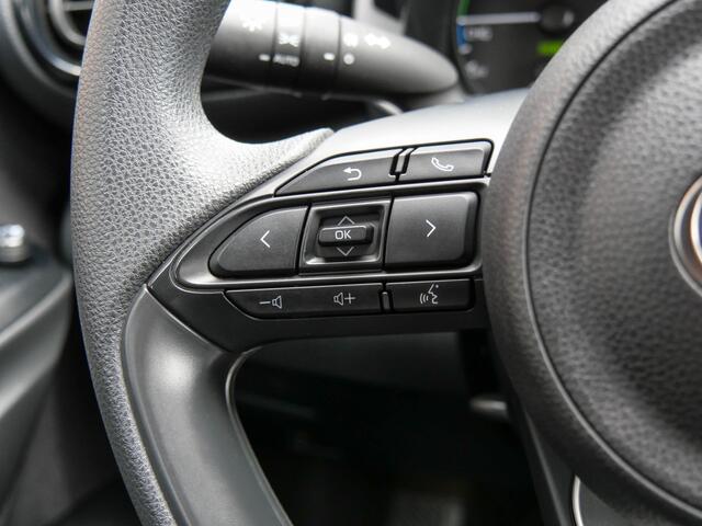 Toyota YARIS 1.5 Hybrid Automaat Comfort | CARPLAY | CAMERA | CRUISE CONTROL |