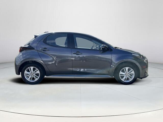 Toyota YARIS 1.5 Hybrid 115 Active | Parkeersensoren | Stoel- + stuurverwarming | Carplay | Licht metalen velgen |