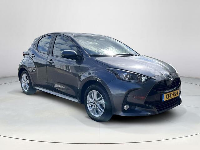 Toyota YARIS 1.5 Hybrid 115 Active | Parkeersensoren | Stoel- + stuurverwarming | Carplay | Licht metalen velgen |