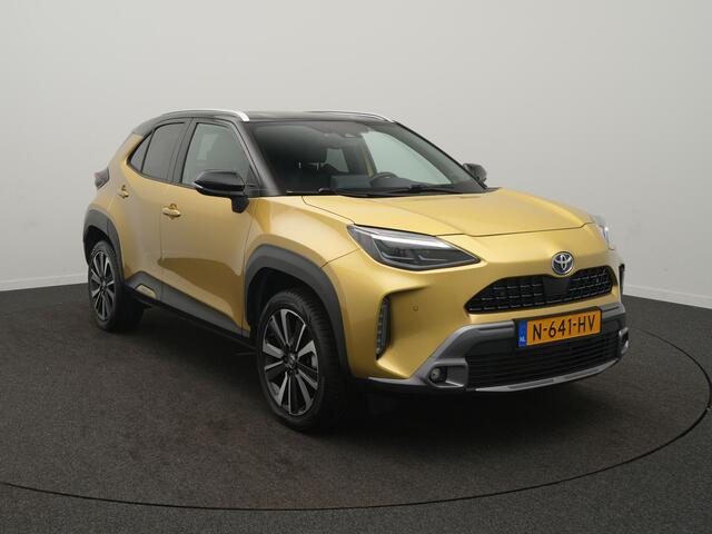 Toyota YARIS Cross 1.5 Hybrid Launch Edition - RIJKLAARPRIJS - All Seasonbanden - Achteruitrijcamera - Head-Up Display - Stoel- en Stuurverwarming - Trekhaak