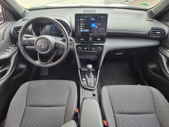 Toyota YARIS Cross 1.5 Hybrid 130 Dynamic | AUTOMAAT | Trekhaak | Adapt. Cruise | Camera | Comfort Pack | 8.000km !! |