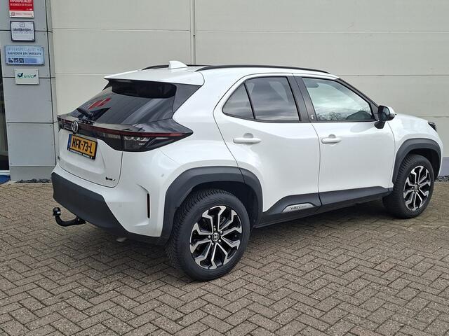 Toyota YARIS Cross 1.5 Hybrid 130 Dynamic | AUTOMAAT | Trekhaak | Adapt. Cruise | Camera | Comfort Pack | 8.000km !! |